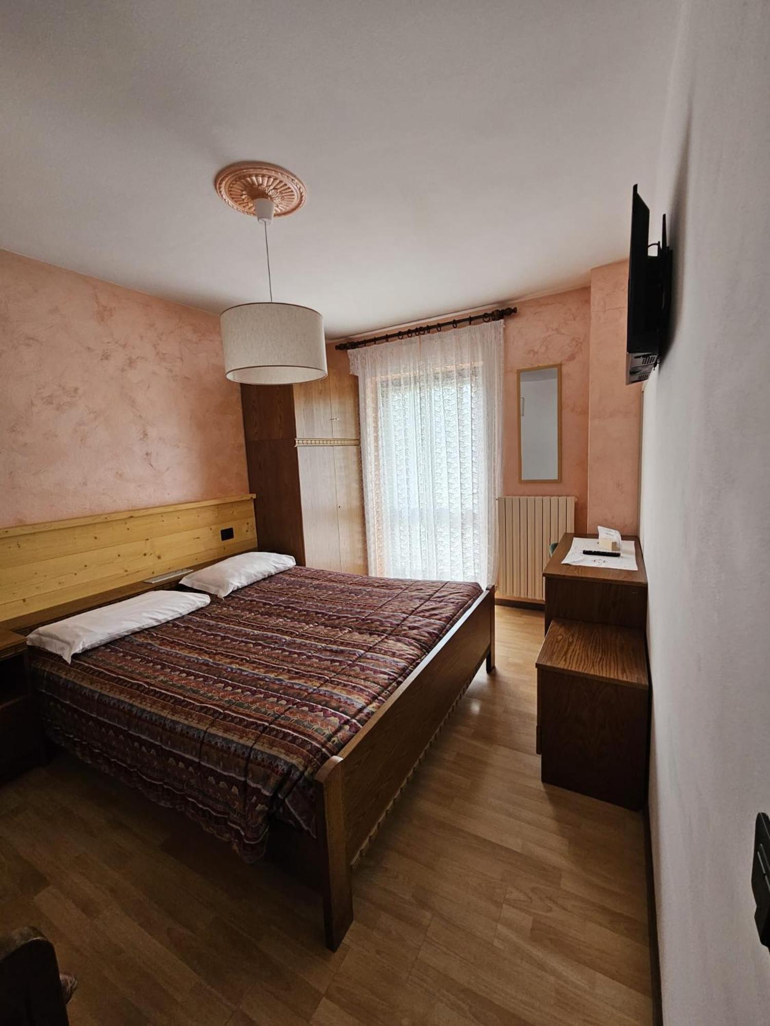 Hotel Miravalle Imer Extérieur photo
